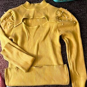 Worn once! Super elegant blouse